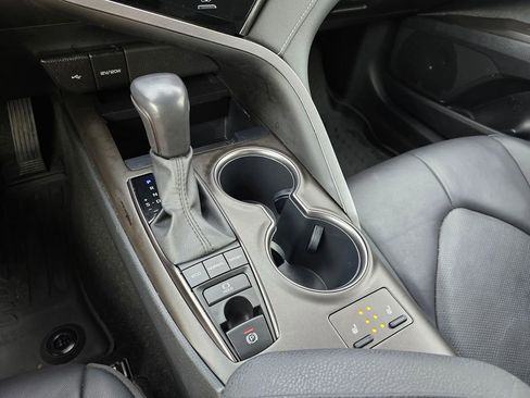 Used 2023 Toyota Camry XSE image 24