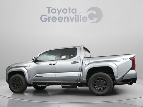 Used 2024 Toyota Tacoma TRD Sport RWD image 8