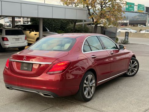 Used 2018 Mercedes-Benz C 300 Sedan image 4