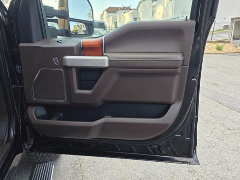 Used 2020 Ford F250 King Ranch w/ King Ranch Ultimate Package image 38