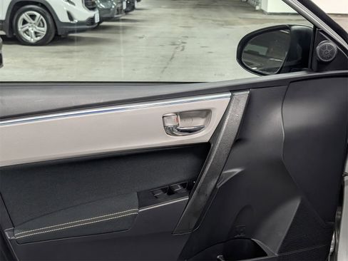 Used 2016 Toyota Corolla S image 13