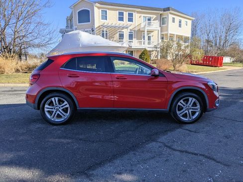 Used 2018 Mercedes-Benz GLA 250 4MATIC image 9