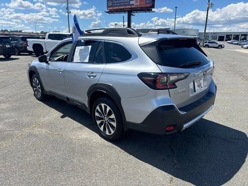 Certified 2025 Subaru Outback Limited w/ Popular Package #2 AWD/4WD image 5