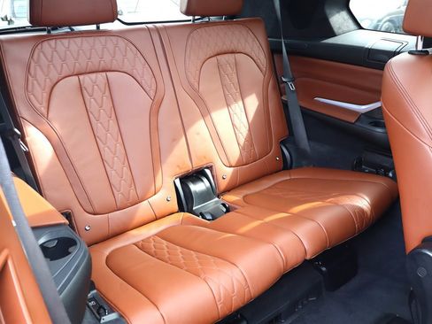 Used 2020 BMW X7 M50i AWD/4WD image 30