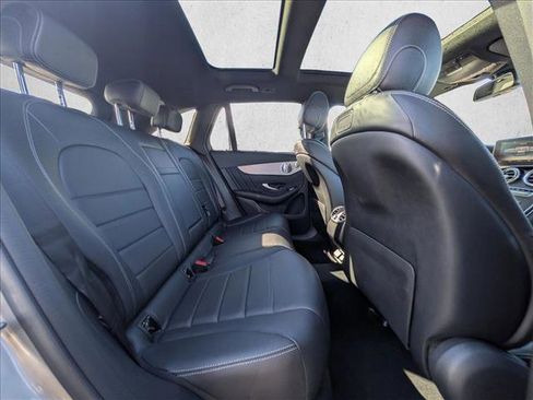 Used 2019 Mercedes-Benz GLC 300 4MATIC image 20