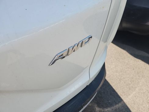 Used 2017 Honda CR-V LX image 11