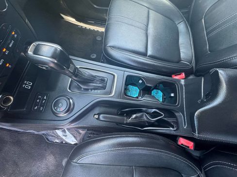 Used 2019 Ford Ranger Lariat w/ Equipment Group 501A Mid image 32