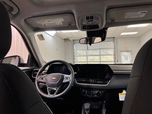 New 2026 Chevrolet TrailBlazer LT w/ LT Cold Weather Package AWD/4WD image 20