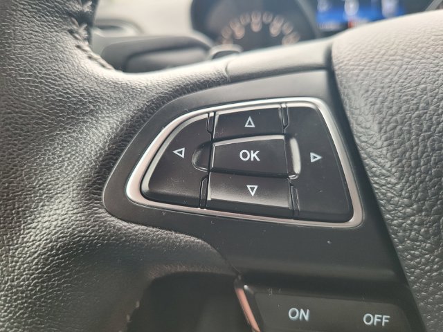 Used 2017 Ford Escape Titanium AWD/4WD image 28