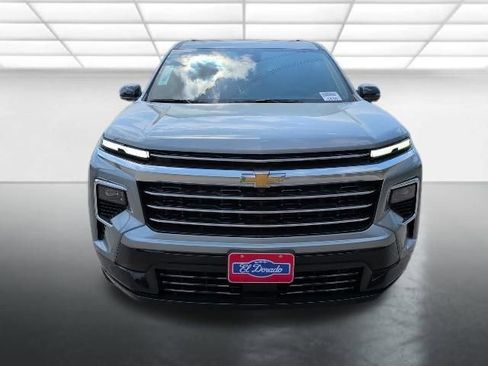 New 2026 Chevrolet Traverse High Country w/ LPO, Floor Liner Package FWD image 32