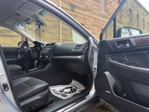 Used 2019 Subaru Outback 2.5i Limited w/ Popular Package #2 image 30