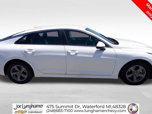 Used 2021 Kia K5 LX FWD image 9