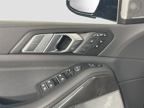 New 2027 BMW X7 M60i AWD/4WD image 17