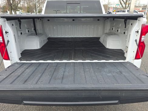 Certified 2021 Chevrolet Silverado 1500 LT Trail Boss w/ Convenience Package II image 4