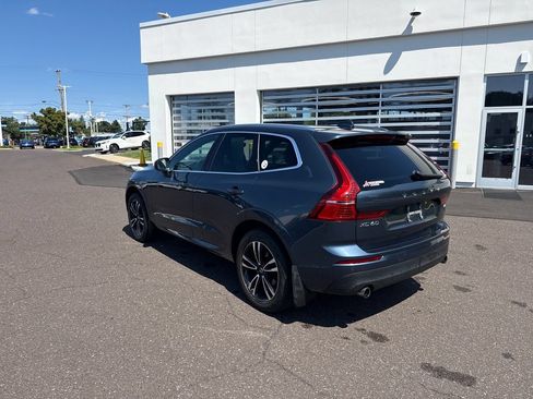 Used 2020 Volvo XC60 T5 Momentum w/ Protection Package AWD/4WD image 3