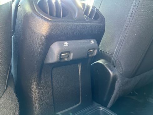 Used 2020 Jeep Wrangler Unlimited Sport S image 19