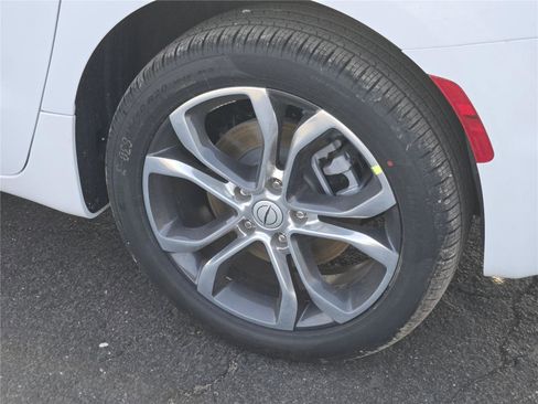 New 2026 Chrysler Pacifica Pinnacle image 19