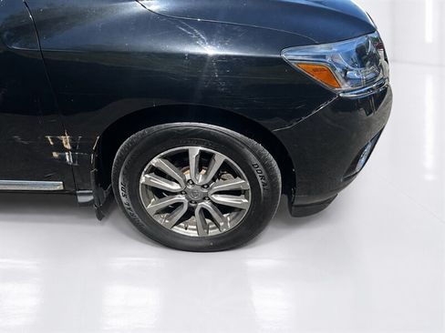 Used 2015 Nissan Pathfinder SL w/ SL Premium Package AWD/4WD image 27