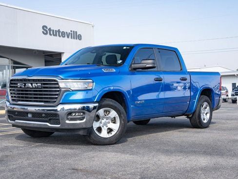 Used 2025 RAM 1500 Big Horn AWD/4WD image 1