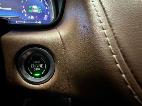Certified 2023 Chevrolet Tahoe High Country AWD/4WD image 17