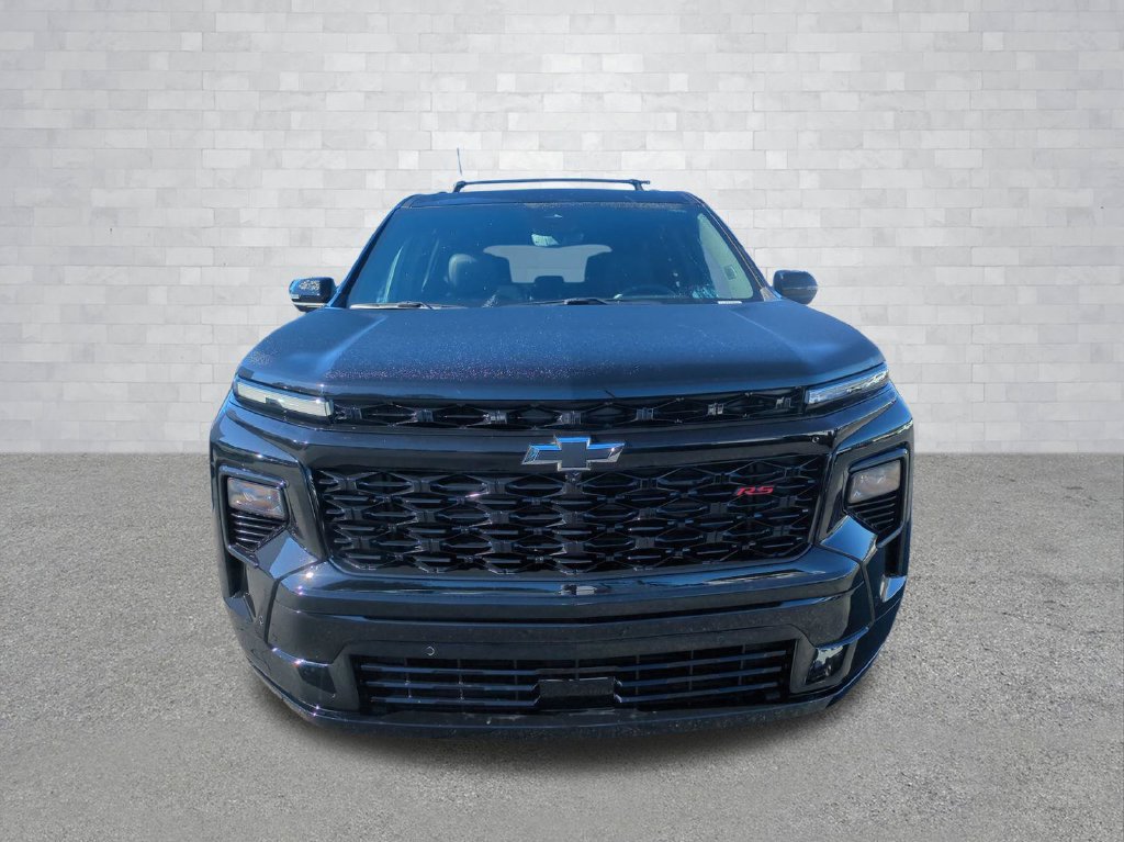 Used 2025 Chevrolet Traverse RS FWD image 10