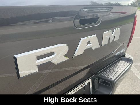 New 2026 RAM 2500 Laramie w/ Sport Appearance Package AWD/4WD image 39