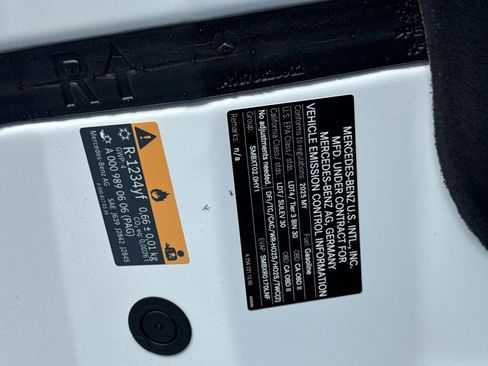 Used 2025 Mercedes-Benz GLE 350 350 image 34