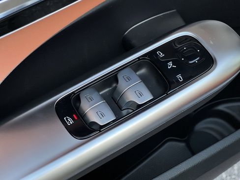 Used 2026 Mercedes-Benz C 300 C 300 image 13