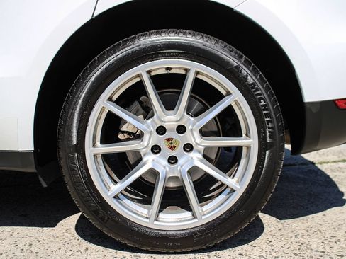 Used 2017 Porsche Macan S AWD/4WD image 29