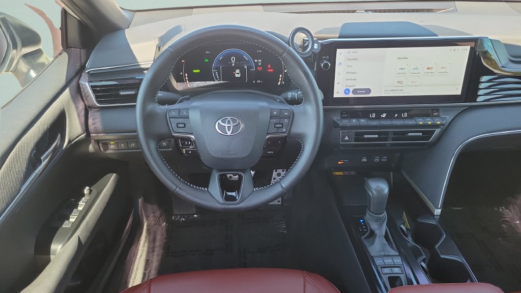 Used 2025 Toyota Camry SE w/ Multimedia Upgrade Package FWD image 13