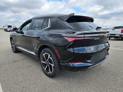 Used 2025 Chevrolet Equinox EV LT image 5