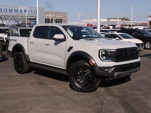 Used 2026 Ford Ranger Raptor AWD/4WD image 2