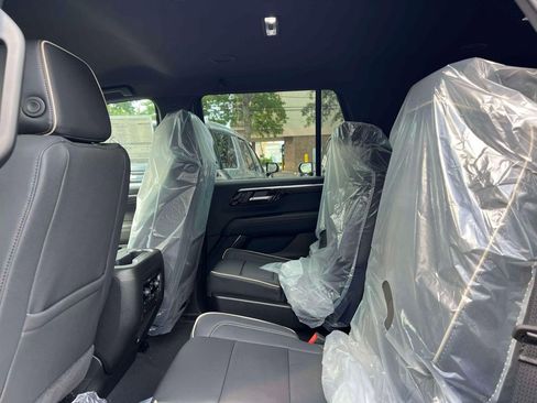 New 2025 Chevrolet Tahoe Premier AWD/4WD image 5