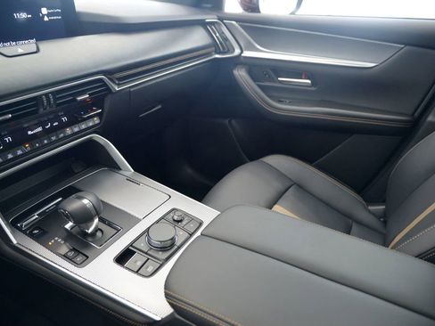 Used 2025 MAZDA CX-90 Plug-In Hybrid w/ Premium Plus image 26