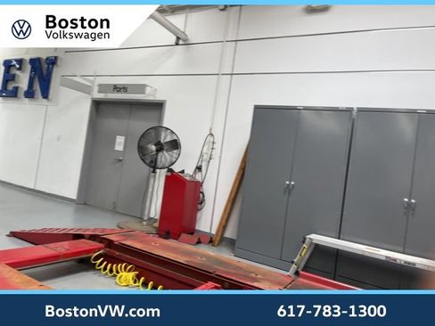 New 2025 Volkswagen Atlas SEL Premium R-Line image 32