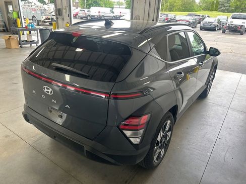 Certified 2025 Hyundai Kona SEL FWD image 6