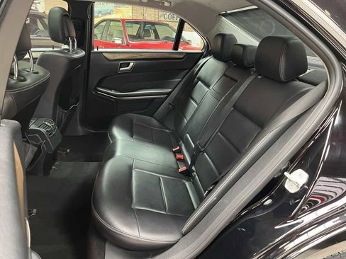 Used 2014 Mercedes-Benz E 250 BlueTEC 4MATIC Sedan image 26