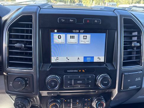 Used 2018 Ford F150 XLT w/ Equipment Group 302A Luxury AWD/4WD image 33