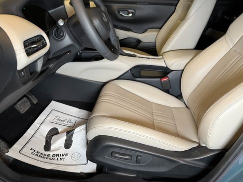 Used 2024 Honda HR-V EX-L image 21