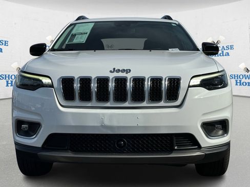 Used 2022 Jeep Cherokee Limited image 6