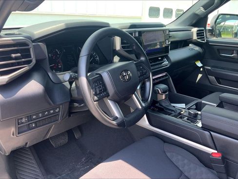 New 2026 Toyota Tundra SR5 AWD/4WD image 7