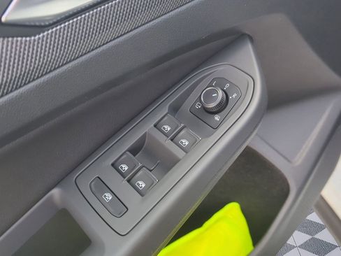 New 2025 Volkswagen GTI SE image 19