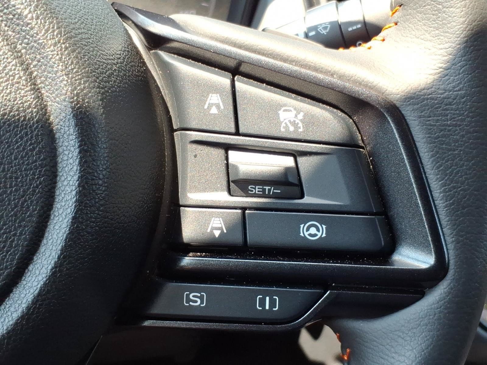 Used 2025 Subaru Crosstrek 2.5i Limited w/ Crosstrek Mirror Package AWD/4WD image 15