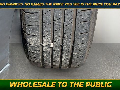Used 2018 Toyota Highlander Plus AWD/4WD image 39