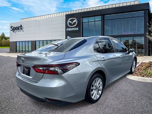 Used 2023 Toyota Camry LE FWD image 3