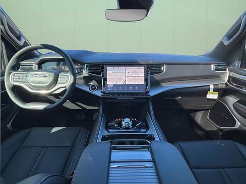 New 2026 Jeep Grand Wagoneer Limited AWD/4WD image 25