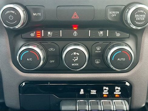 Used 2021 RAM 1500 Laramie w/ Sport Appearance Package image 16