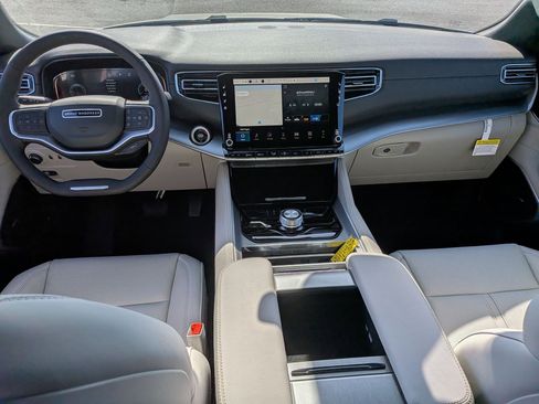 New 2026 Jeep Grand Wagoneer L Limited AWD/4WD image 21