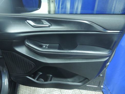 Used 2024 Jeep Grand Cherokee L Laredo image 33