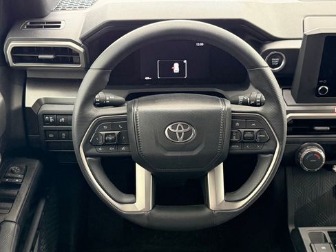 Used 2026 Toyota 4Runner SR5 RWD image 11